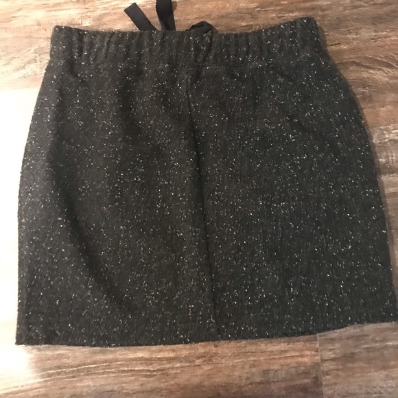 🌸Loft Petite Mini Skirt🌸 - Picture 2 of 4